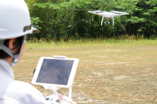 ドローン空撮が測量業務の効率化に役立つ理由
